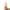 Glace italienne au yogourt, texture crémeuse et onctueuse, servie dans un cornet croustillant, sur fond blanc.